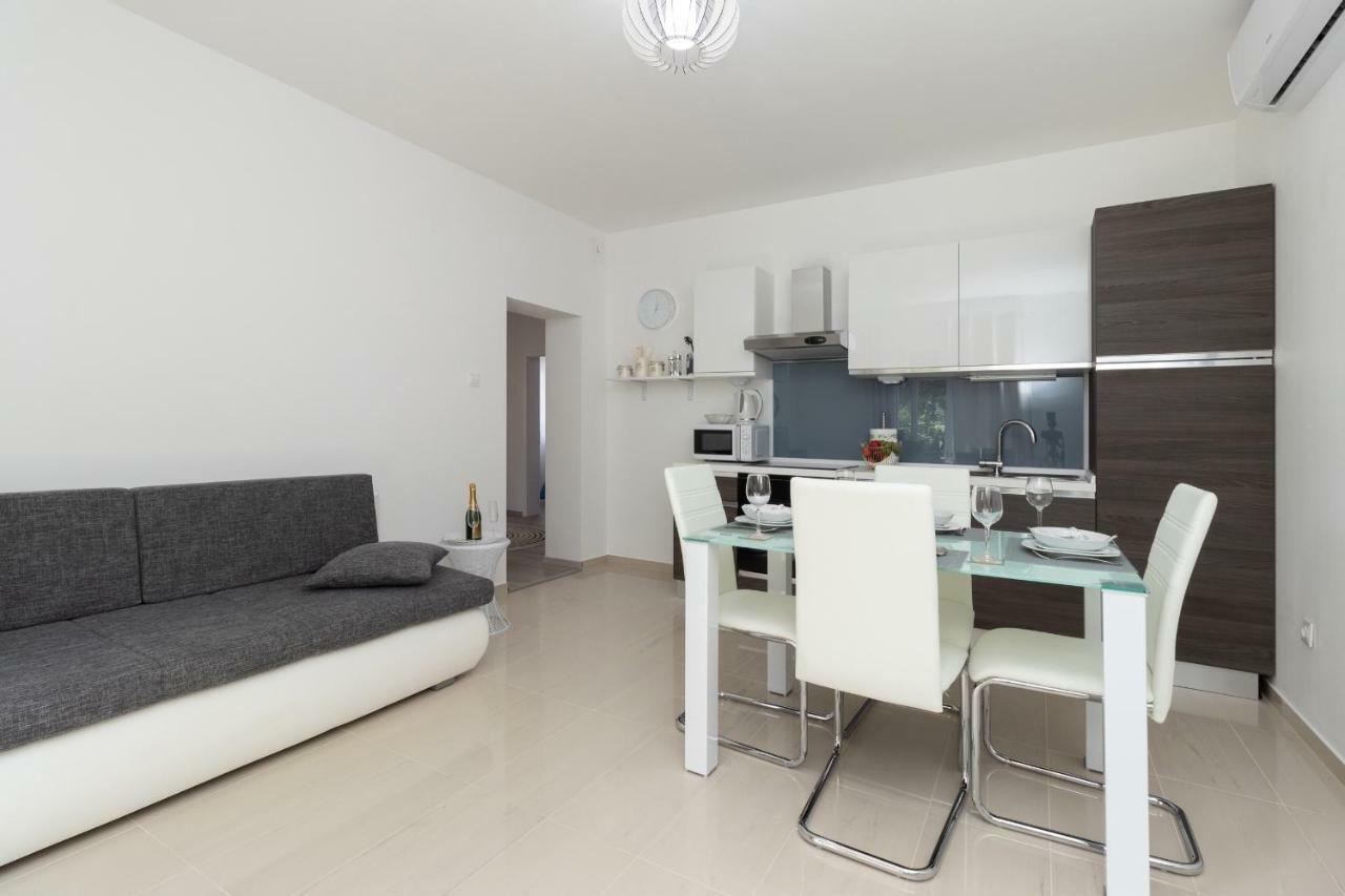 Apartments Peca Zadar Eksteriør billede